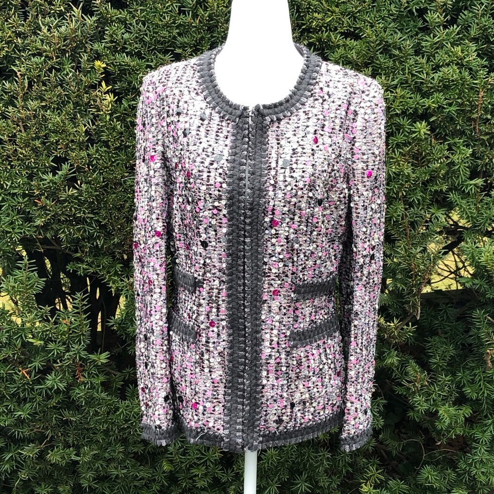 STUNNING Chanel Tweed Blazer Sm.,Med.,Large $895 - Picture 2 of 9